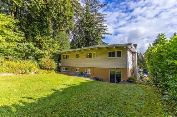 3063 Royal Avenue, North Vancouver For Sale - image 20