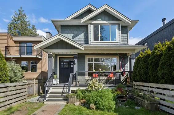 250 East 17th Street, North Vancouver