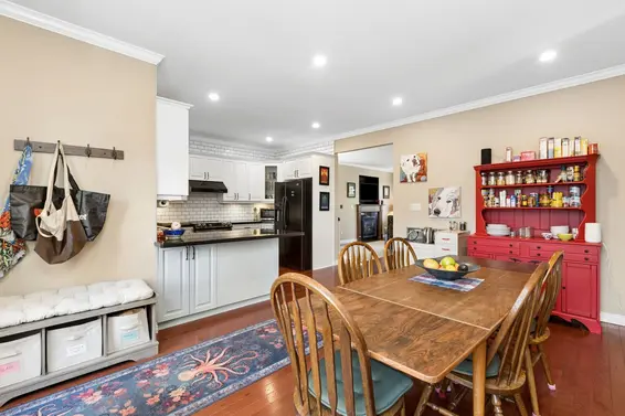 250 East 17th Street, North Vancouver For Sale - image 16