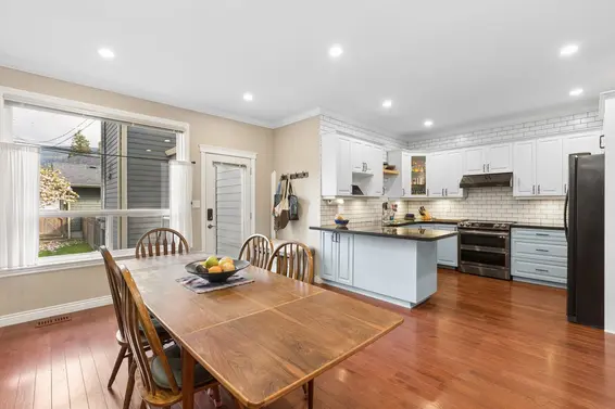 250 East 17th Street, North Vancouver For Sale - image 17