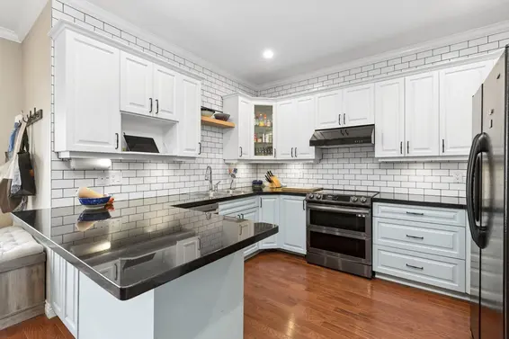 250 East 17th Street, North Vancouver For Sale - image 20