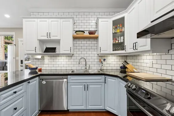 250 East 17th Street, North Vancouver For Sale - image 22