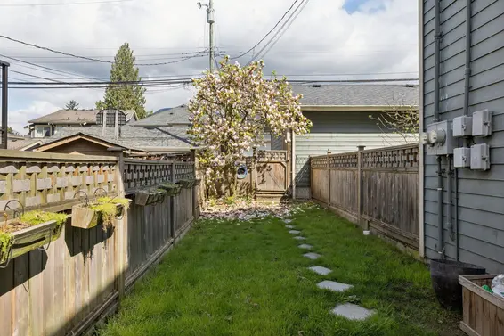 250 East 17th Street, North Vancouver For Sale - image 37