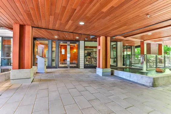 527 723 West 3rd Street, North Vancouver For Sale - image 17