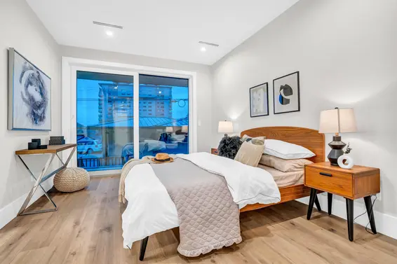 2378 Marine Drive, West Vancouver For Sale - image 11
