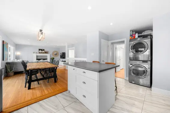 1147 Deep Cove Road, North Vancouver For Sale - image 13