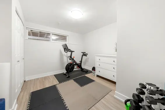 1147 Deep Cove Road, North Vancouver For Sale - image 35