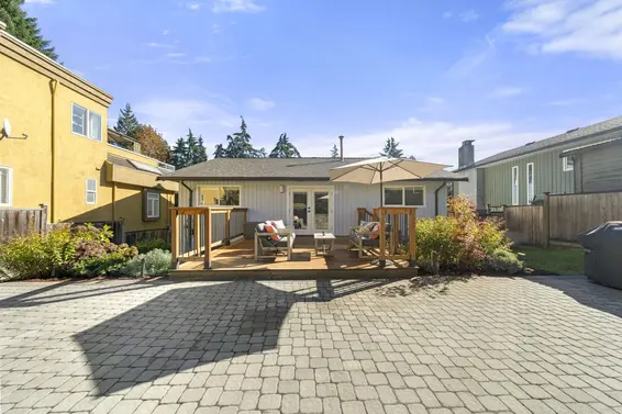 1147 Deep Cove Road, North Vancouver For Sale - image 37