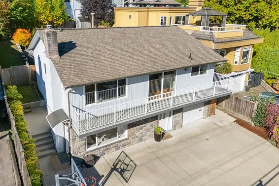 1147 Deep Cove Road, North Vancouver For Sale - image 38
