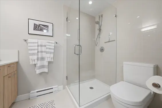 207 1061 Marine Drive, North Vancouver For Sale - image 24