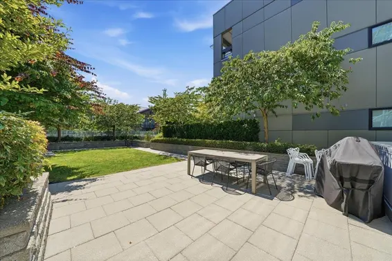 207 1061 Marine Drive, North Vancouver For Sale - image 25