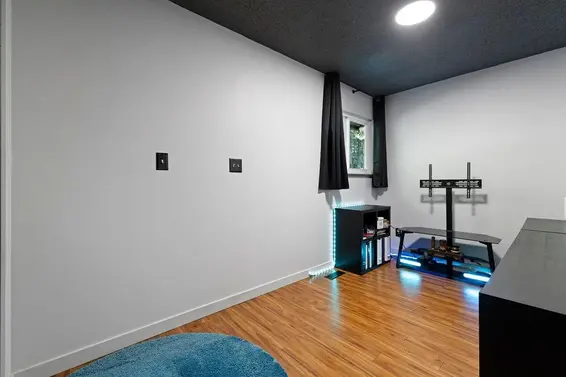 3380 Manning Crescent, North Vancouver For Sale - image 12