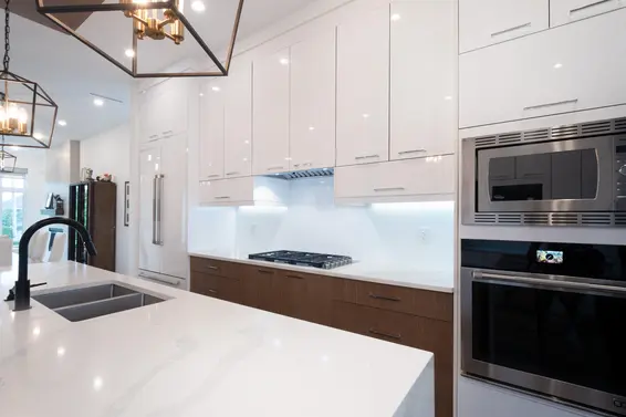 326 East 8th Street, North Vancouver For Sale - image 8
