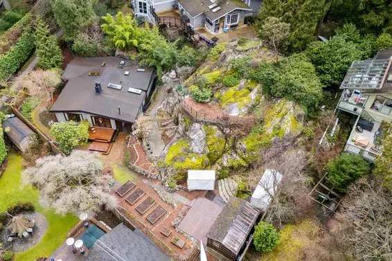 5817 Eagle Island, West Vancouver For Sale - image 32