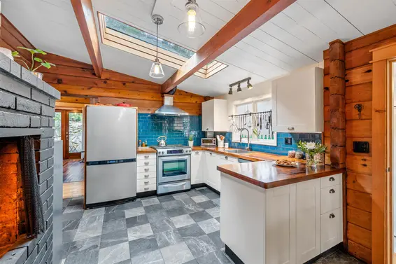 5817 Eagle Island, West Vancouver For Sale - image 6