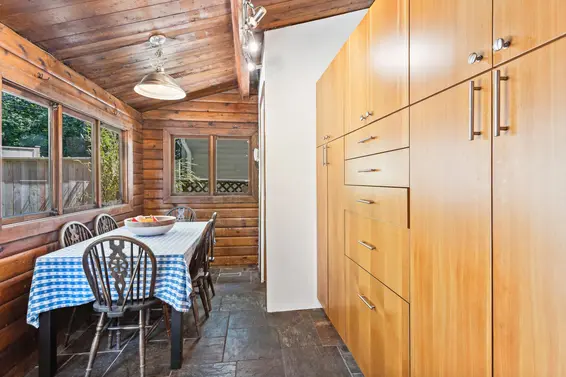 1088 Calverhall Street, North Vancouver For Sale - image 11