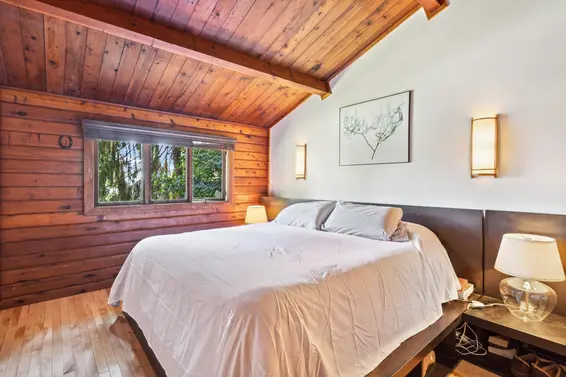 1088 Calverhall Street, North Vancouver For Sale - image 13