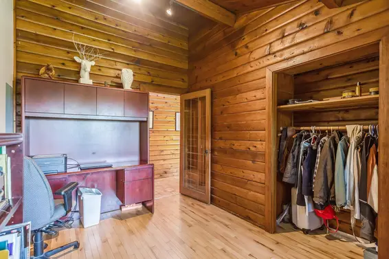 1088 Calverhall Street, North Vancouver For Sale - image 14