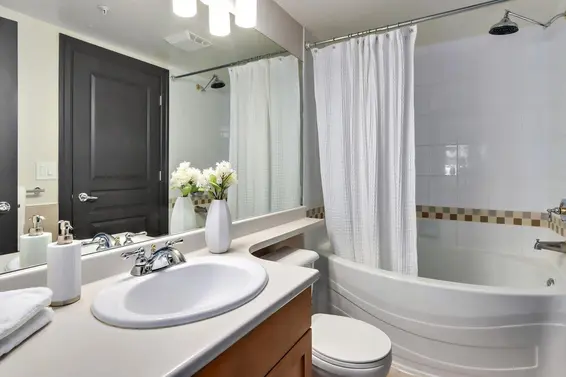 201 365 East 1st Street, North Vancouver For Sale - image 18