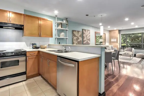 201 365 East 1st Street, North Vancouver For Sale - image 2