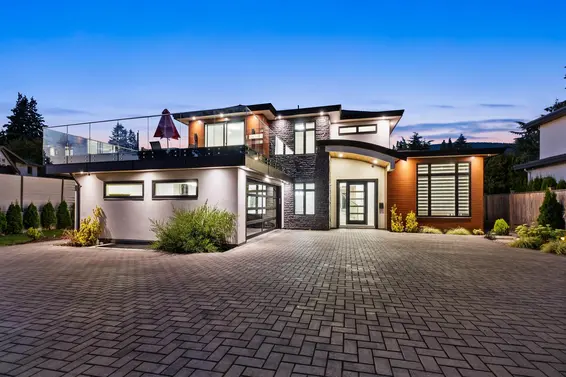 3560 Highland Boulevard, North Vancouver For Sale - image 2