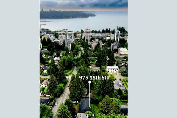 975 15Th Street, West Vancouver