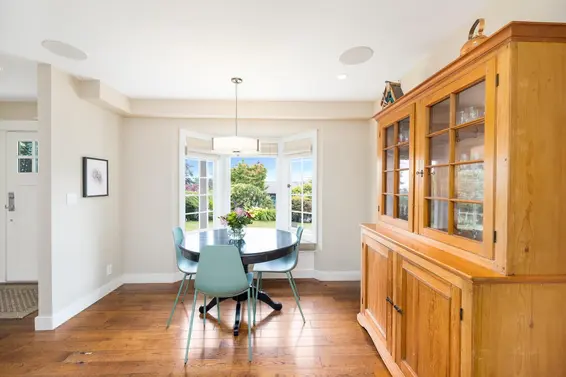 3368 Calder Avenue, North Vancouver For Sale - image 11