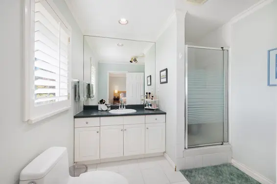 3368 Calder Avenue, North Vancouver For Sale - image 18