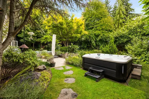 3368 Calder Avenue, North Vancouver For Sale - image 27
