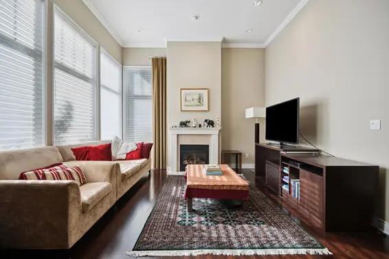 1271 3rd Street, West Vancouver For Sale - image 2