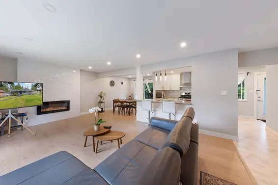 4477 Primrose Lane, North Vancouver For Sale - image 16