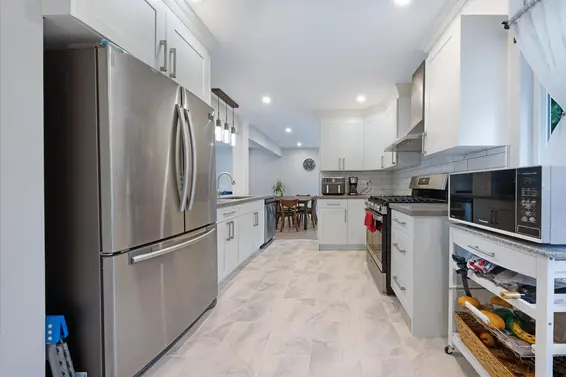 4477 Primrose Lane, North Vancouver For Sale - image 17