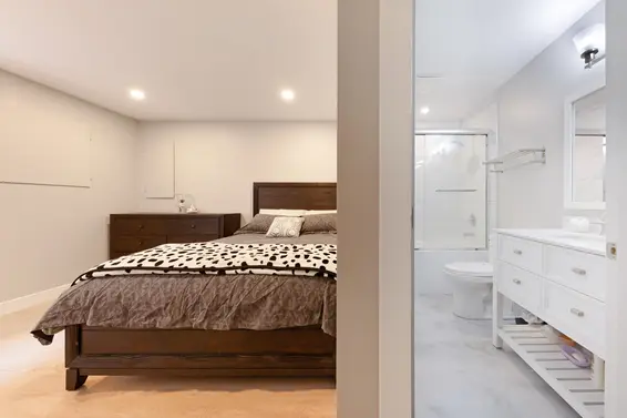 4477 Primrose Lane, North Vancouver For Sale - image 19