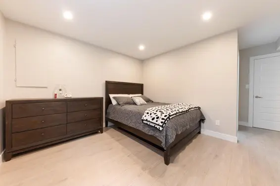 4477 Primrose Lane, North Vancouver For Sale - image 20