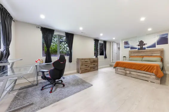 4477 Primrose Lane, North Vancouver For Sale - image 21