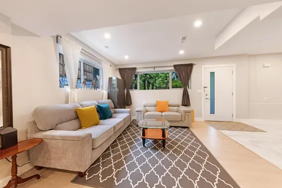 4477 Primrose Lane, North Vancouver For Sale - image 30