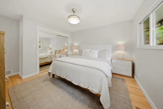 1392 Chamberlain Drive, North Vancouver For Sale - image 12