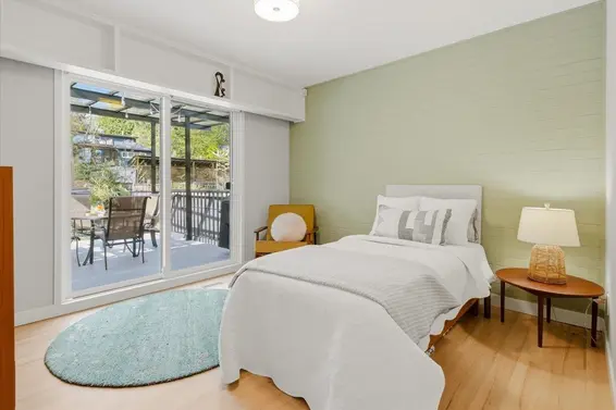 1392 Chamberlain Drive, North Vancouver For Sale - image 15