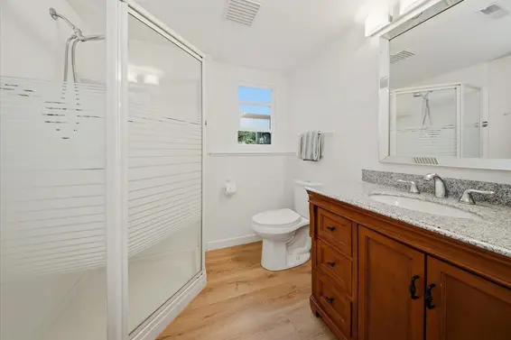 1392 Chamberlain Drive, North Vancouver For Sale - image 23