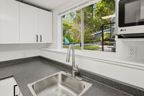 1392 Chamberlain Drive, North Vancouver For Sale - image 25