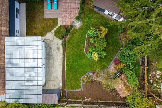 1392 Chamberlain Drive, North Vancouver For Sale - image 35