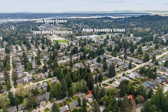 1392 Chamberlain Drive, North Vancouver For Sale - image 36