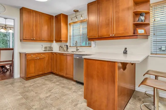 3970 Phyllis Road, North Vancouver For Sale - image 12