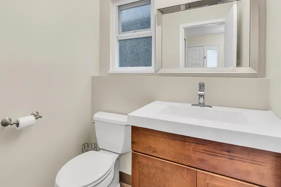 3970 Phyllis Road, North Vancouver For Sale - image 16