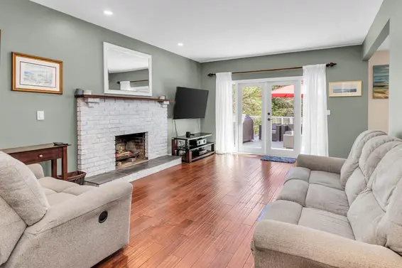 3970 Phyllis Road, North Vancouver For Sale - image 5