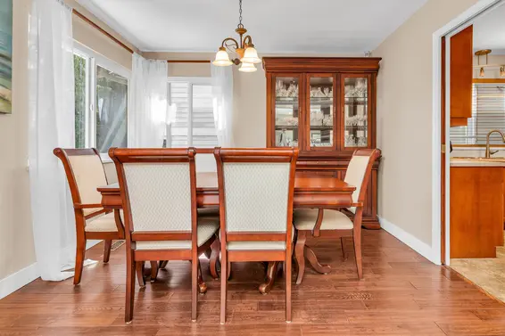 3970 Phyllis Road, North Vancouver For Sale - image 9