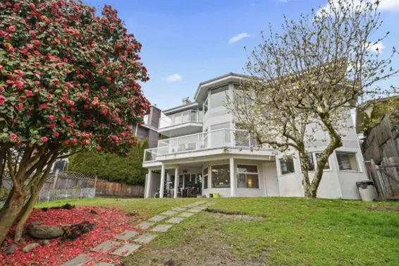2272 Ottawa Avenue, West Vancouver For Sale - image 5
