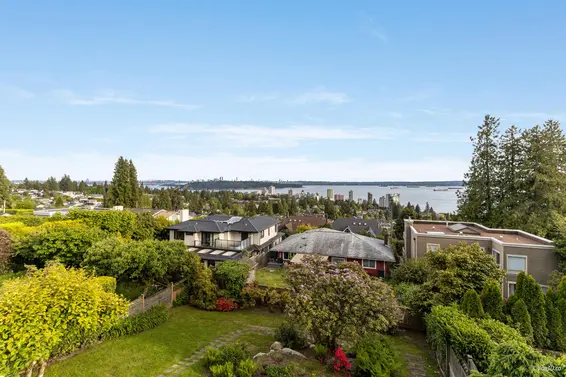 2272 Ottawa Avenue, West Vancouver For Sale - image 7