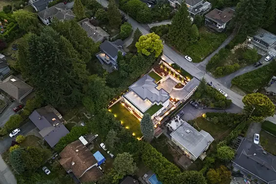 74 Laurie Crescent, West Vancouver For Sale - image 39