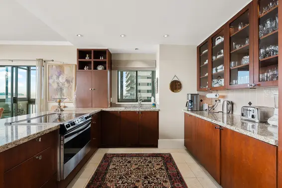 3W 111 18th Street, West Vancouver For Sale - image 17